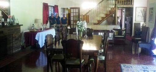 фото отеля Foreigners Friend Guest House