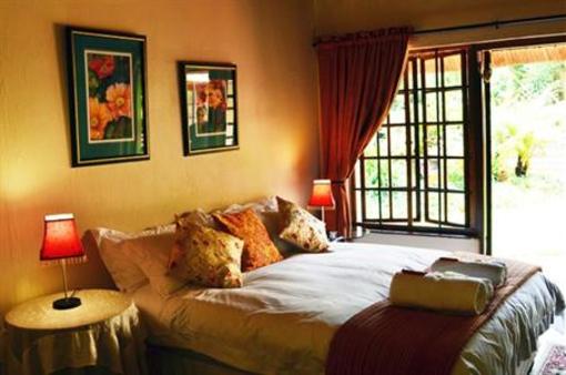 фото отеля Foreigners Friend Guest House