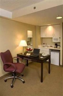 фото отеля Hampton Inn & Suites Boston Crosstown Center