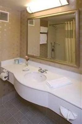 фото отеля Hampton Inn & Suites Boston Crosstown Center