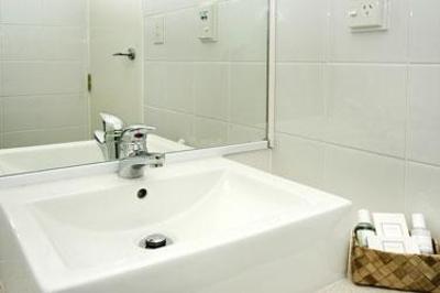 фото отеля Aarangi Motel