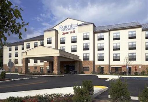 фото отеля Fairfield Inn & Suites Cumberland