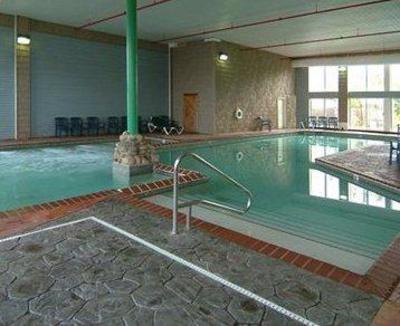 фото отеля Comfort Suites Mackinaw City
