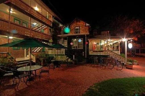 фото отеля Pequot Hotel