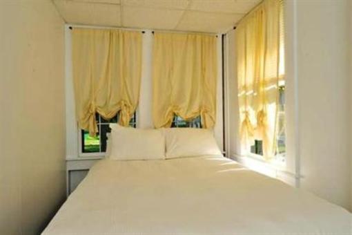 фото отеля Pequot Hotel