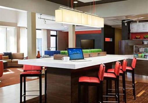 фото отеля Courtyard by Marriott Huntington Beach Fountain Valley