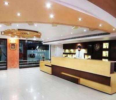фото отеля Hotel Gagan Plaza