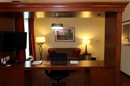 фото отеля Hampton Inn & Suites Bastrop
