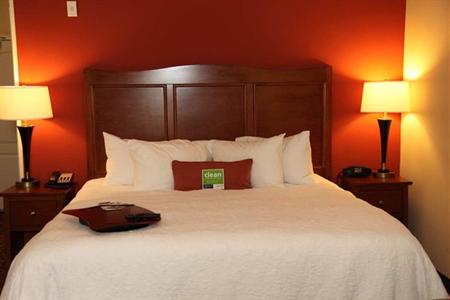 фото отеля Hampton Inn & Suites Bastrop