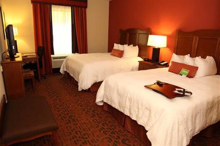 фото отеля Hampton Inn & Suites Bastrop