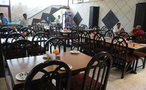 фото отеля Hotel Basera Vrindavan