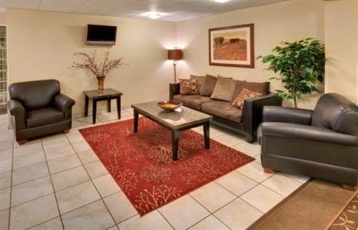 фото отеля Candlewood Suites Lincoln