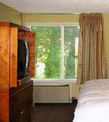 фото отеля Columbia Gorge Inn