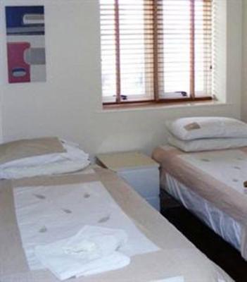 фото отеля Flexistay Tavistock Gate Apartment Croydon London
