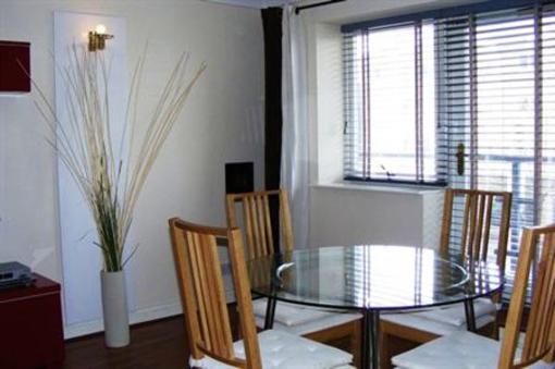 фото отеля Flexistay Tavistock Gate Apartment Croydon London
