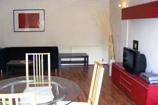 фото отеля Flexistay Tavistock Gate Apartment Croydon London