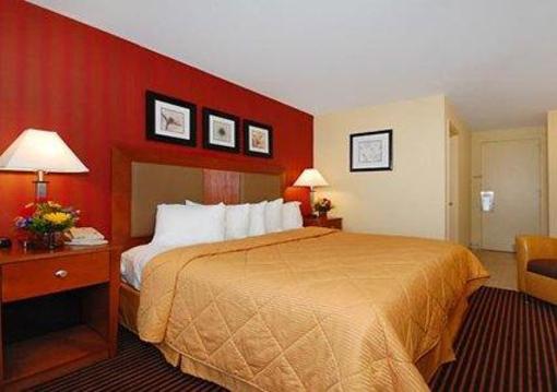 фото отеля Comfort Inn Riverfront