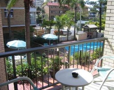 фото отеля Surfspray Court Holiday Apartments