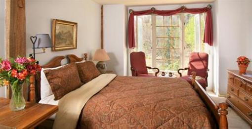 фото отеля Glasbern Inn