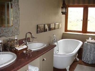 фото отеля Tenahead Mountain Lodge Rhodes (South Africa)