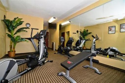 фото отеля Best Western Oakdale Inn
