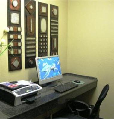 фото отеля Best Western Oakdale Inn