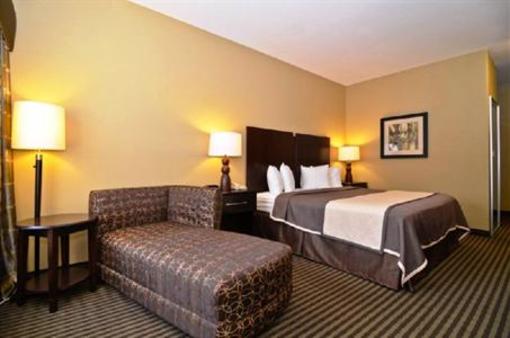 фото отеля Best Western Oakdale Inn