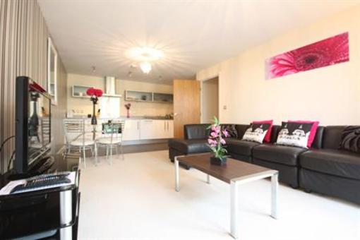 фото отеля Prime Location Lets - Vizion Apartments