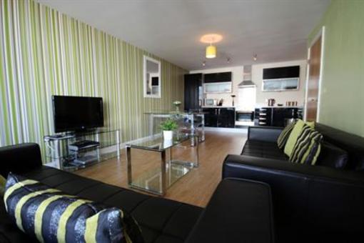 фото отеля Prime Location Lets - Vizion Apartments