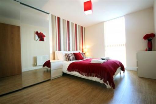 фото отеля Prime Location Lets - Vizion Apartments