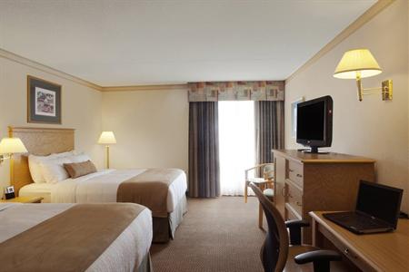 фото отеля BEST WESTERN Cobourg Inn & Convention Centre