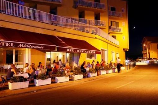 фото отеля Hotel Mediterranee Calvi