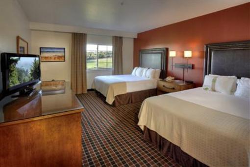 фото отеля Running Y Vacation Rentals