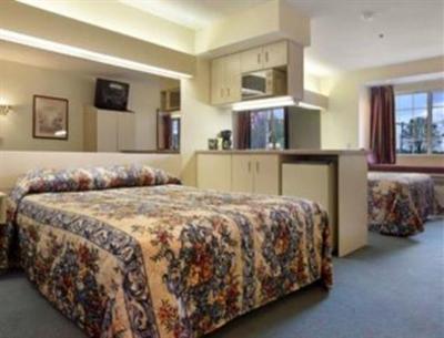 фото отеля Microtel Suites Mount Airy