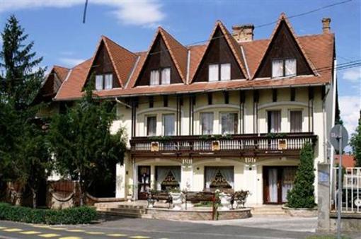 фото отеля Revesz Hotel