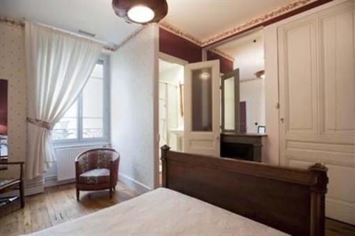 фото отеля Aux Deux Ateliers - Chambre d'Hotes