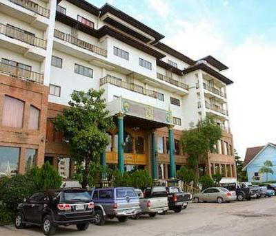 фото отеля 13 Coins Bang Yai Hotel Nonthaburi