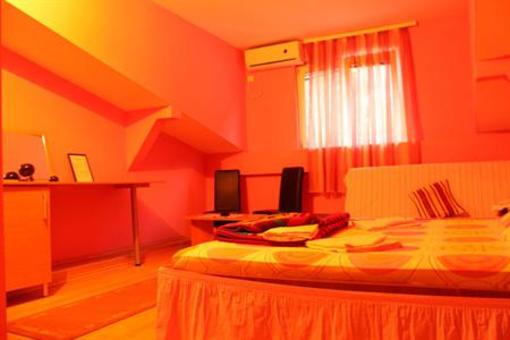 фото отеля Hostel Izvor