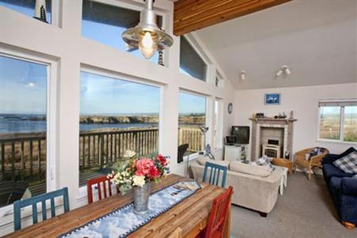 фото отеля Cottages at Little River Cove