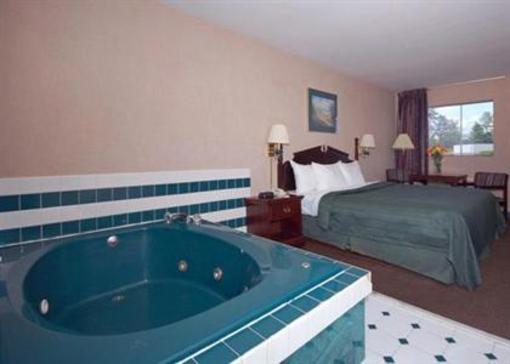 фото отеля Rodeway Inn Macon