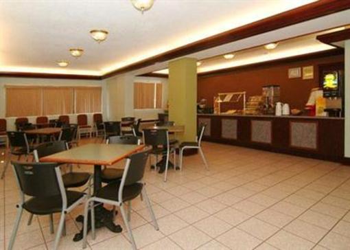 фото отеля Rodeway Inn Macon