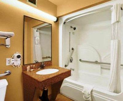 фото отеля Howard Johnson Inn Rock Hill