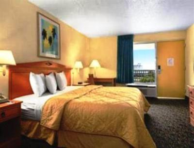 фото отеля Travelodge Pensacola Beach