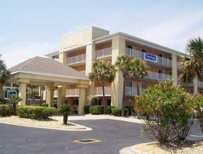фото отеля Travelodge Pensacola Beach