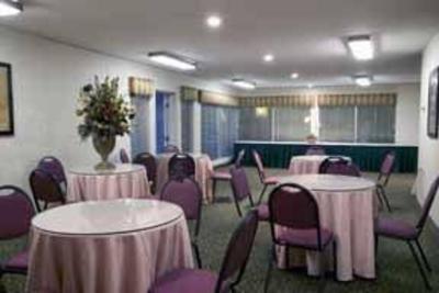 фото отеля Howard Johnson Inn And Suites Vallejo