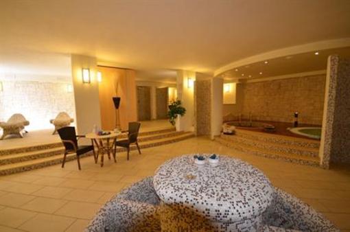 фото отеля Limone Beach Village