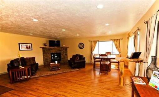 фото отеля Americas Best Value Inn & Suites Bryce Canyon Tropic