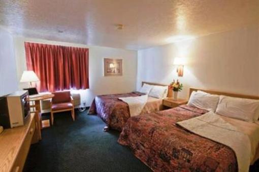 фото отеля Americas Best Value Inn & Suites Bryce Canyon Tropic