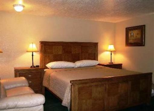 фото отеля Americas Best Value Inn & Suites Bryce Canyon Tropic
