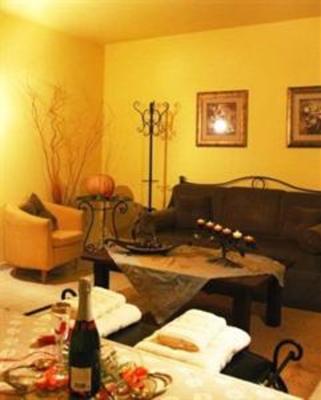 фото отеля Akrolimnion Guesthouse